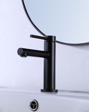 Aqua Legga Single Lever Bathroom Vanity Faucet – Matte Black