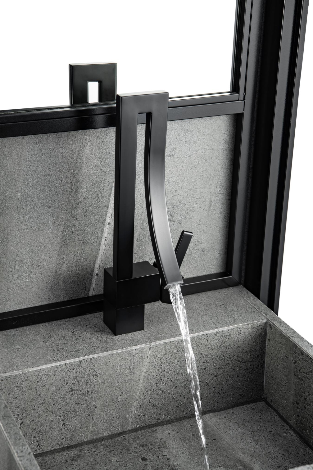 Aqua Elegance Single Lever Wide Spread Faucet - Matte Black
