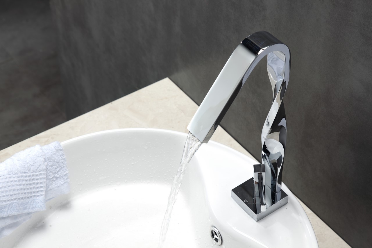 Aqua Riccio Single Lever Faucet – Chrome