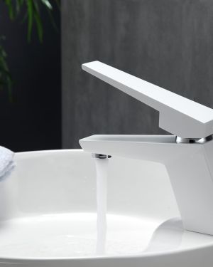 Aqua Siza Single Lever Modern Bathroom Vanity Faucet – White