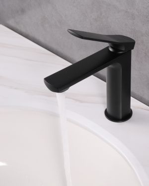 Aqua Balli Single Lever Bathroom Vanity Faucet – Matte Black