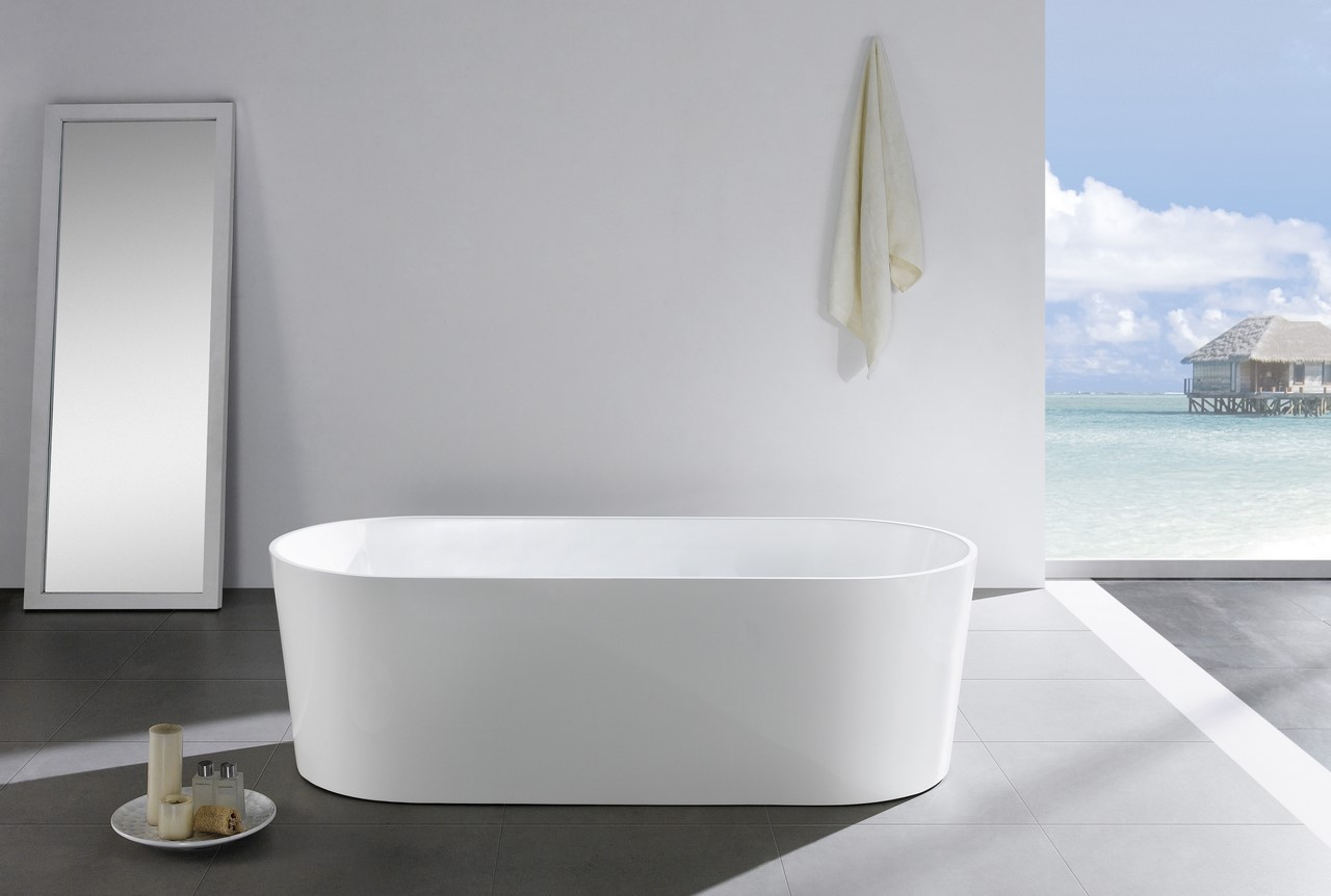 Kube Ovale 63” White Free Standing Bathtub